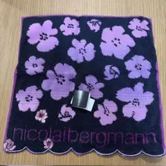 nicolaibergmann 花柄ハンカチのサムネイル