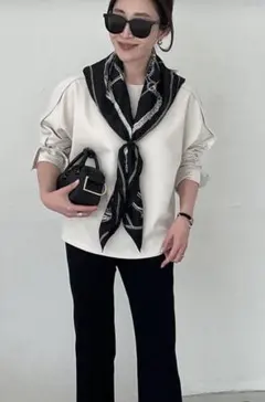 ⭐︎美品⭐︎YONFA フラッシースリットスリーブティー　ivory