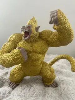 ドラゴンボール 黄金大猿 フィギュア 約30～40cm大きいです！ - メルカリ