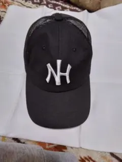 黒 NHロゴ刺繍 ベースボールキャップ