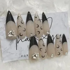 ネイルチップ　マリーンセル　フレンチ　ビジュー