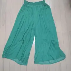 ワイドパンツ グリーン　L