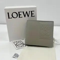 ク*中様 値下げ調整「極美品」LOEWE 二つ折り財布 ベージュ ク*中様 値下げ調整「極美品」LOEWE 二つ折り財布 ベージュ