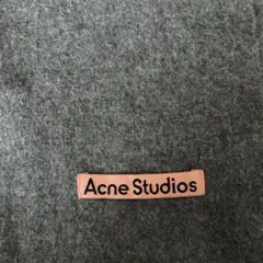 Acne Studios ウールマフラー 200 x 70 cm
