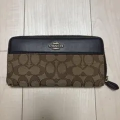 COACH シグネチャー ラウンドファスナー 長財布のサムネイル