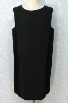 Maison de Woman三越伊勢丹　黒マット＆サテン地ノースリーブワンピのサムネイル