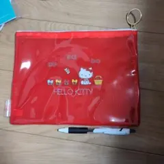 HELLO KITTY 赤いポーチ