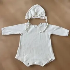 MONBEBE ベビー ロンパース Sサイズ クリーム色 帽子付き　数回着用