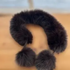 ファー付きマフラー ダークブラウン ポンポン　長さ66cm 毛皮