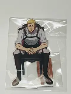 進撃の巨人 エルヴィン キャラウム アクリルスタンド