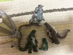 ゴジラ 怪獣 フィギュア まとめ売り 5体セットのサムネイル