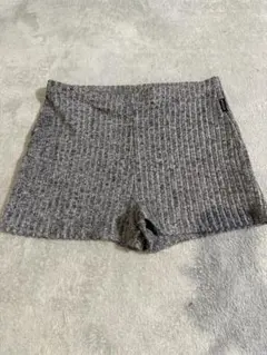 リブ編み グレーショートパンツ