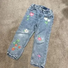 花とイチゴ刺繍デニムパンツ