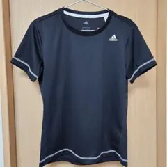 adidas　Tシャツ