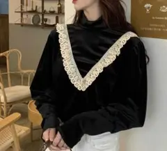 c*y様 【新品】ベロア調トップス Vラインレース タートルネック 黒