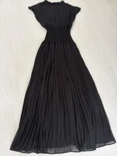 極美品❤︎24SS FRAY I.D ウエストリブマジョリカプリーツワンピース