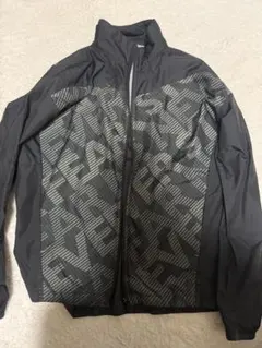 ミズノウィンドブレーカー