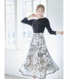 トッコクローゼット　フラワープリント フレアスカート　実物写真あり❤︎のサムネイル