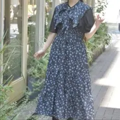ジュエティ グリーン花柄Vネックロングワンピース - メルカリ