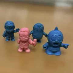 キン消し4体セット　アデランス中野、ミートくん　ほかのサムネイル