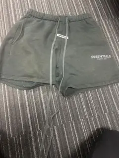 essentials ショートパンツ