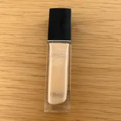 ディオール　スキンフォーエヴァースキンコレクトコンシーラー　0.5N