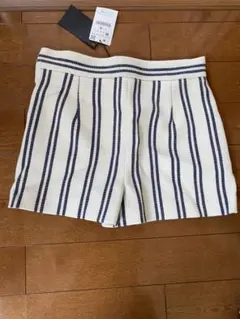 ZARAの新品未使用のショートパンツ