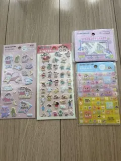 タイルシール　シール　クレヨンしんちゃん　ふわふわシール　セリア