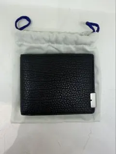 Burberry ブラックレザー二つ折り財布