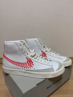 Nike Blazer Mid ホワイト/レッド