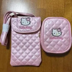 ハローキティ キルティング ショルダーバッグ ポーチ 2点セットのサムネイル
