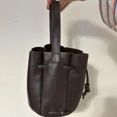 ダークブラウン レザー 巾着型 ハンドバッグ