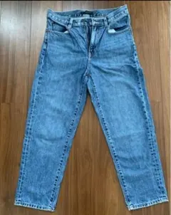UNIQLO スラウチテーパードアンクルジーンズ　24㌅商品番号: 426284
