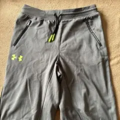 アンダーアーマー　ジャージパンツ