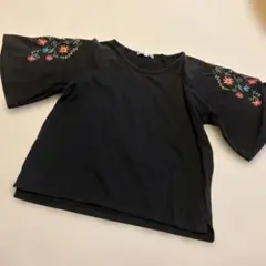 130㎝　女児　ブラック　半袖　トップス