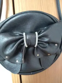 ショルダーバッグ 　ショルダーポーチ　黒　リボン