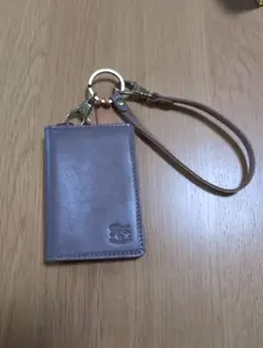 IL BISONTE パスケース・定期入れ ブラウン