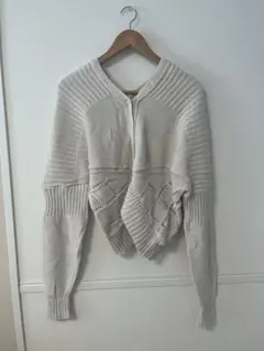 ダイヤモンド模様の長袖ニット