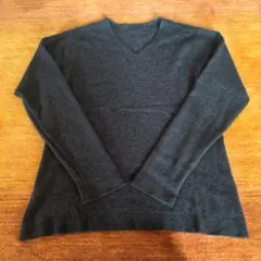 ダークグレー Vネック 長袖ニット カシミヤ