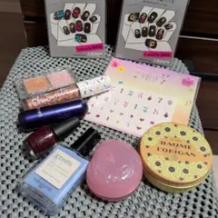 バラ売りOK　グリーン　ネイルシール　ペリペラ　OPI　MAC　フィーほかのサムネイル