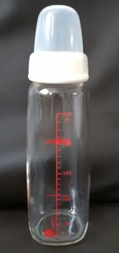 激安★ラス1【ピジョン】ガラス哺乳瓶　240ml