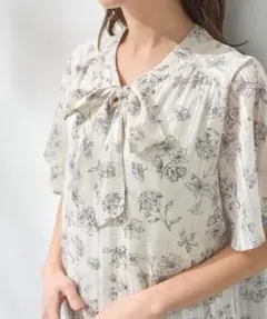 【新品】Honeys シアーボウタイブラウス