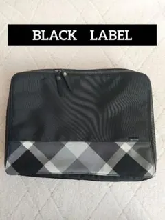 ✨美品✨　ブラックレーベル　クレストブリッジ　ノバチェック トラベルポーチ