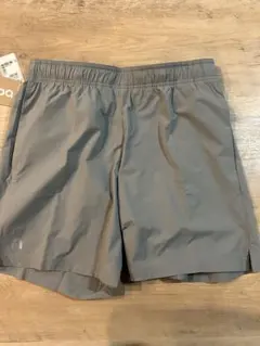 オン On コアショーツ インナーブリーフ付き ランニングパンツ 新品未使用