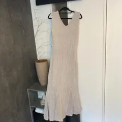 moussy ノースリーブVネックニットワンピース ベージュ