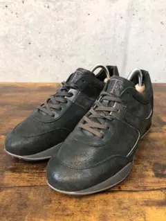 tod's トッズ　スニーカー