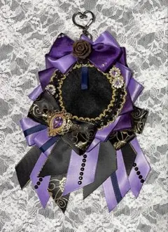 痛ロゼット　紫　黒　ゴールド