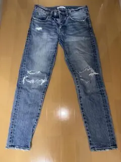 ダメージ加工 ストレートデニム