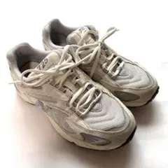 ニューバランス ML725UF ホワイト/グレー