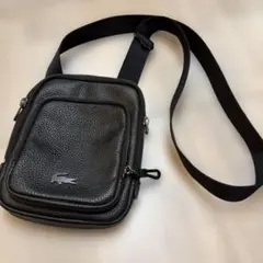 LACOSTE ショルダーバッグ ブラック